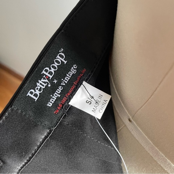 Unique Vintage X Betty BoopBlack Satin Hi/Low Pencil Skirt - Size S(4)- NWT - Picture 8 of 9